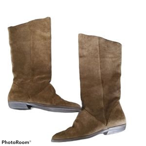 (6½) Nine West Mossy Green Suede Boot